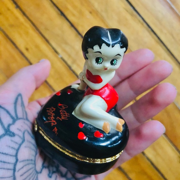 🍒 BETTY BOOP TRINKET DISH 🍒 - Picture 3 of 4
